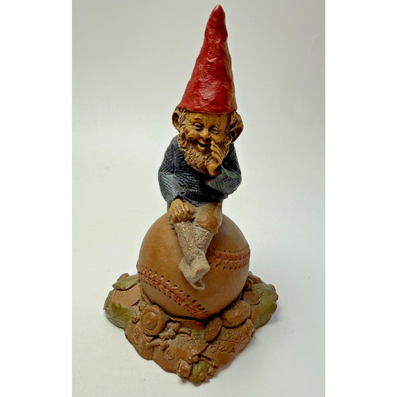 Vintage Thomas Tom Clark Gnome Sitting On Baseball Homer Peanuts Retired 1984 - Picture 1 of 6